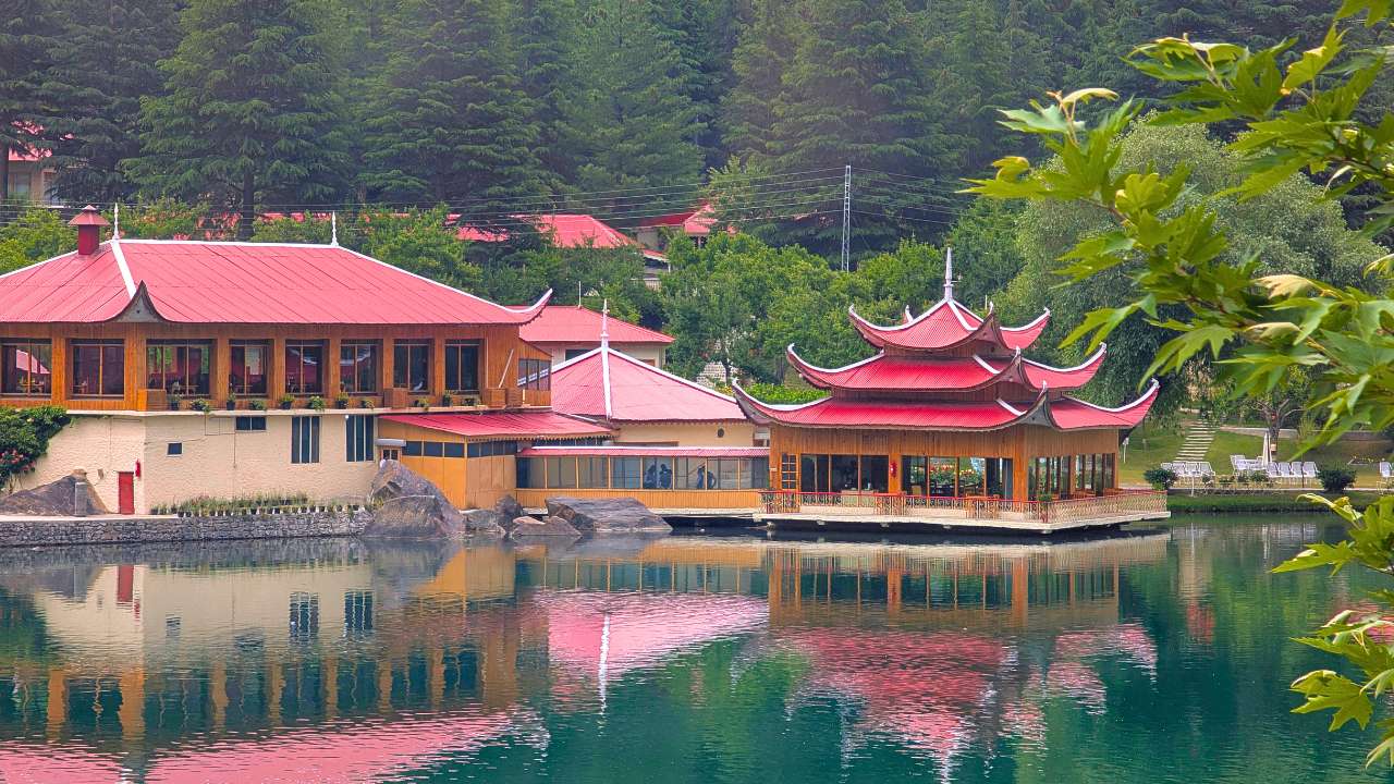 Shangrila / Lower Kachura Lake 4