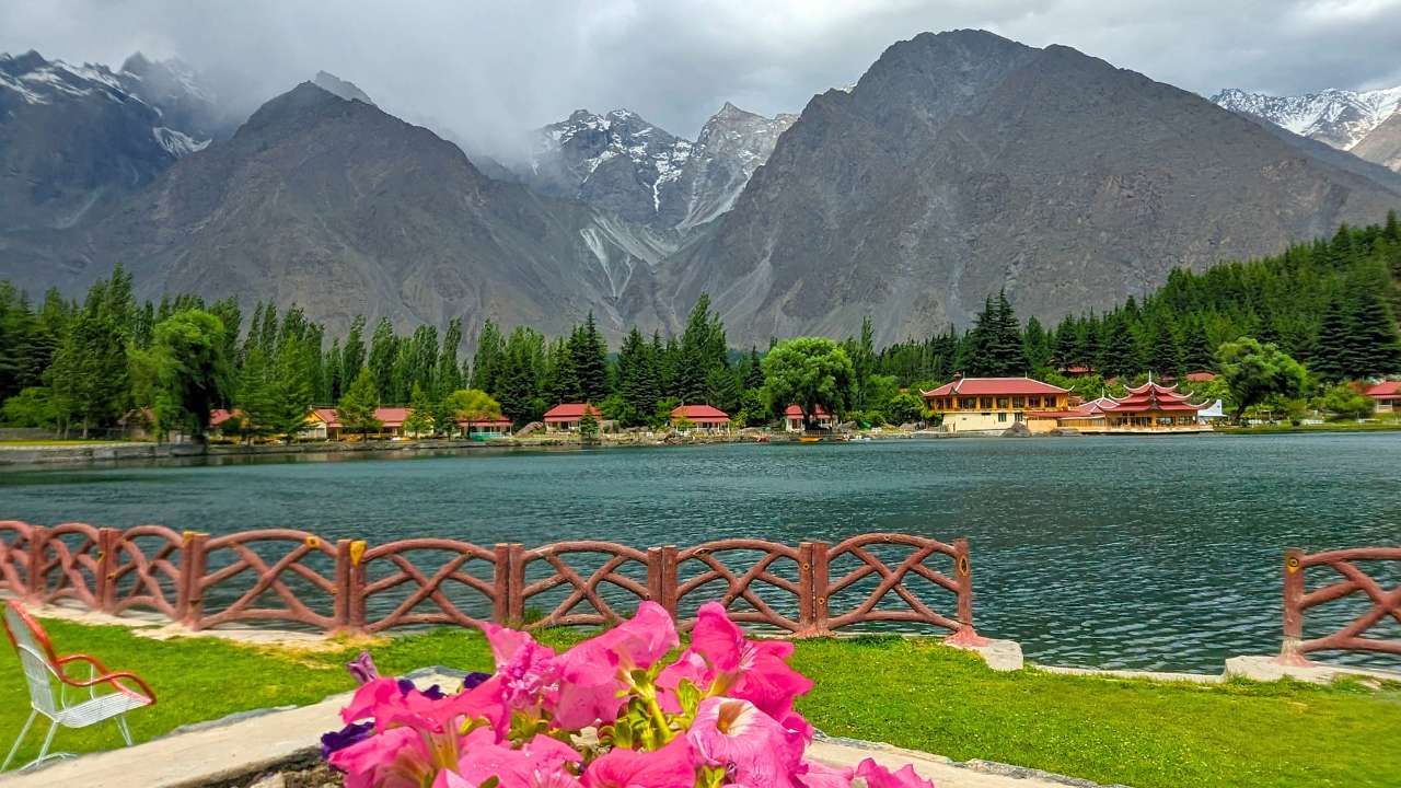 Lakes and Valleys